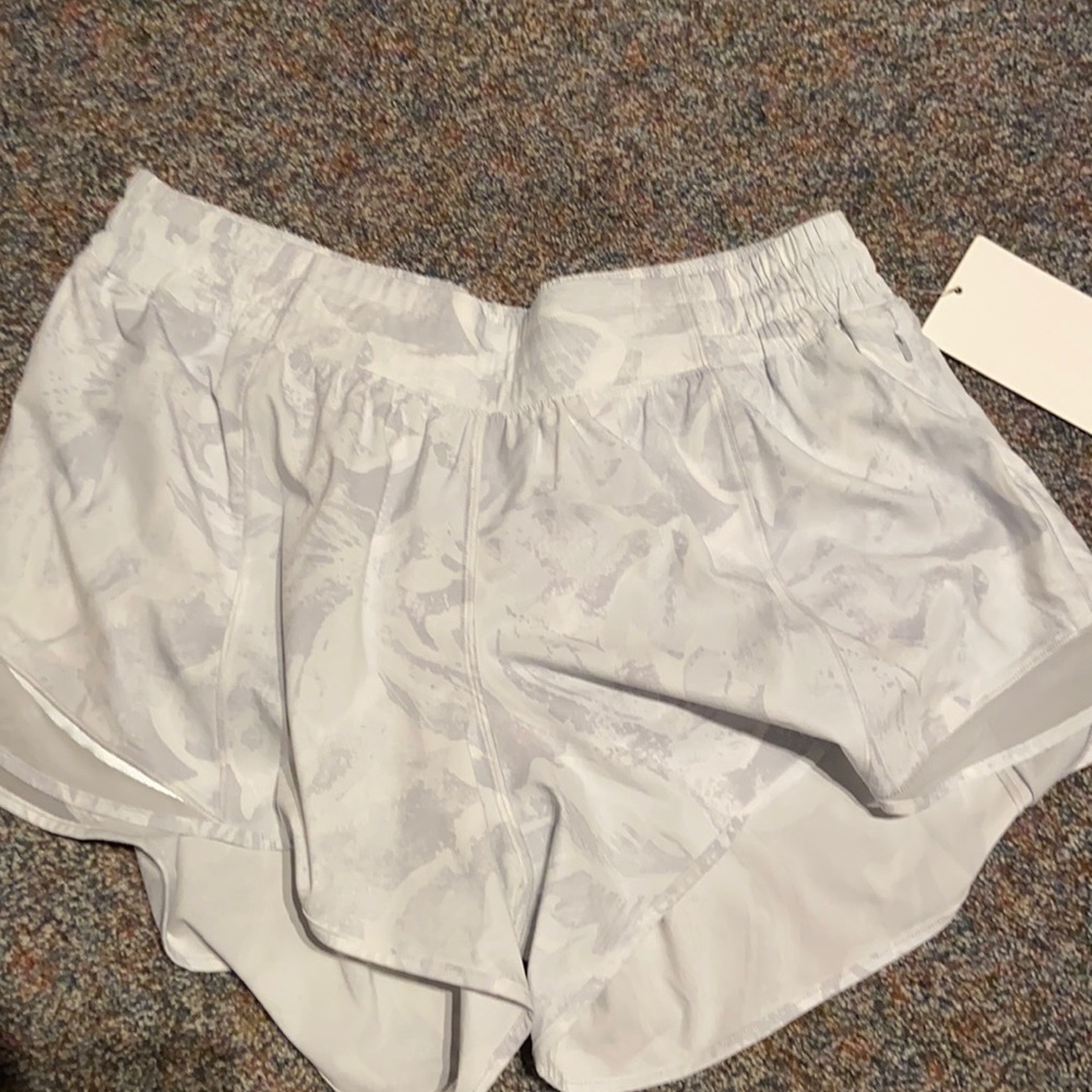 NWT hotty hot shorts